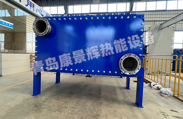 除了換熱面積，板式換熱器選型還需考慮哪些因素？